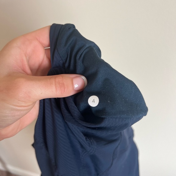 Lululemon Dance Studio Crop Navy Blue Size 4 Foldable Roll Down Waist Stripe - Picture 6 of 6